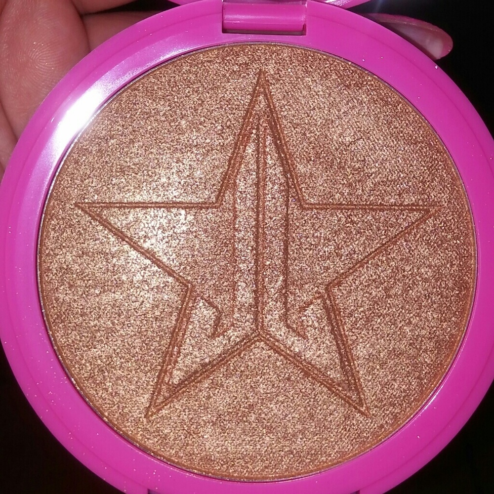 Jeffree Star Skin Frost Highlighter